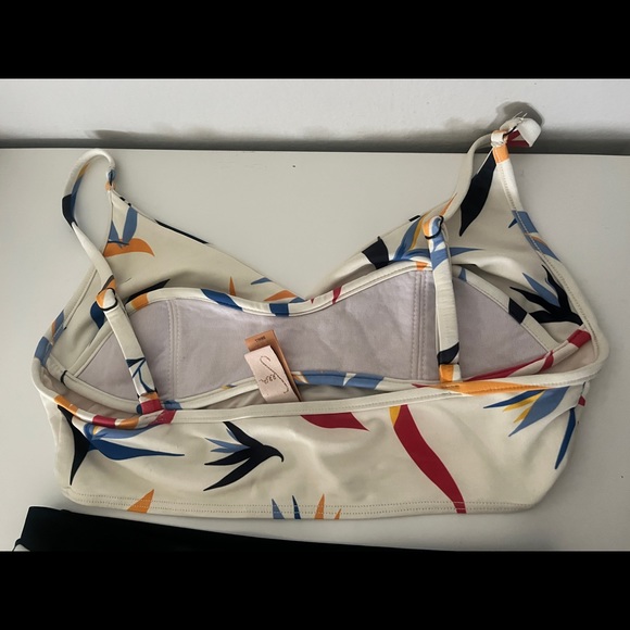 Seea Oasis bikini top and bottom set - Picture 11 of 14